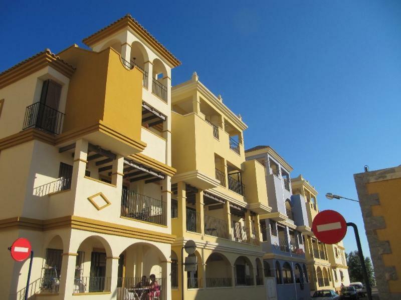 Beautiful 1 Bedroom Apartment In Roda, Los Alcazares. Larger Than Average. Luaran gambar